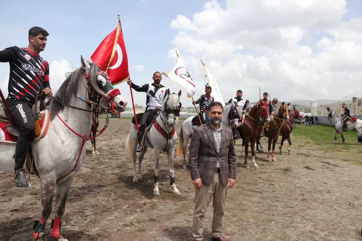 Erzurum'da ata sporu cirit heyecanı