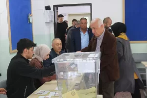 ANKARA (AA) – Eski TBMM Başkanı Cemil Çiçek, Ankara'nın Gölbaşı