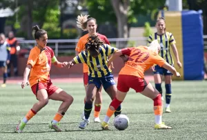 İSTANBUL (AA) – Turkcell Kadın Futbol Süper Ligi yarı final