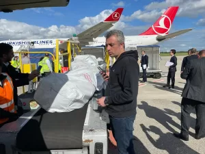 PARİS (AA) – Türkiye'de 14 Mayıs'ta yapılacak Cumhurbaşkanı ve 28.