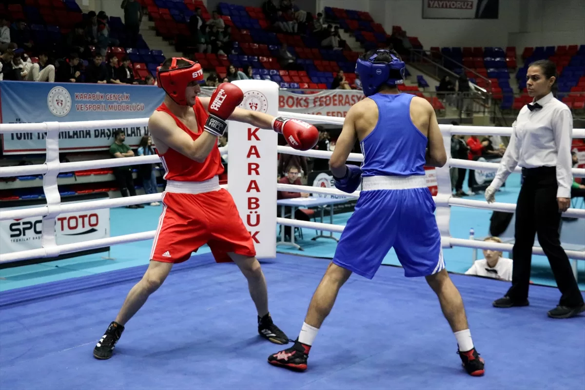 Gençler A Türkiye Boks Şampiyonası, Karabük'te devam ediyor