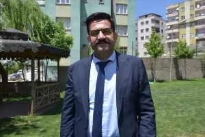 ŞIRNAK (AA) – Güneydoğu Anadolu Bölgesi'nde havaların ısınmasıyla hayvanlarını kışlaklardan