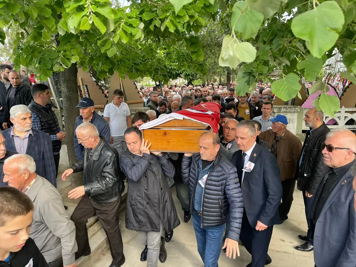 Hayatını kaybeden Pehlivanköy Belediye Başkanı Hüseyin Açıkel'in cenazesi toprağa verildi