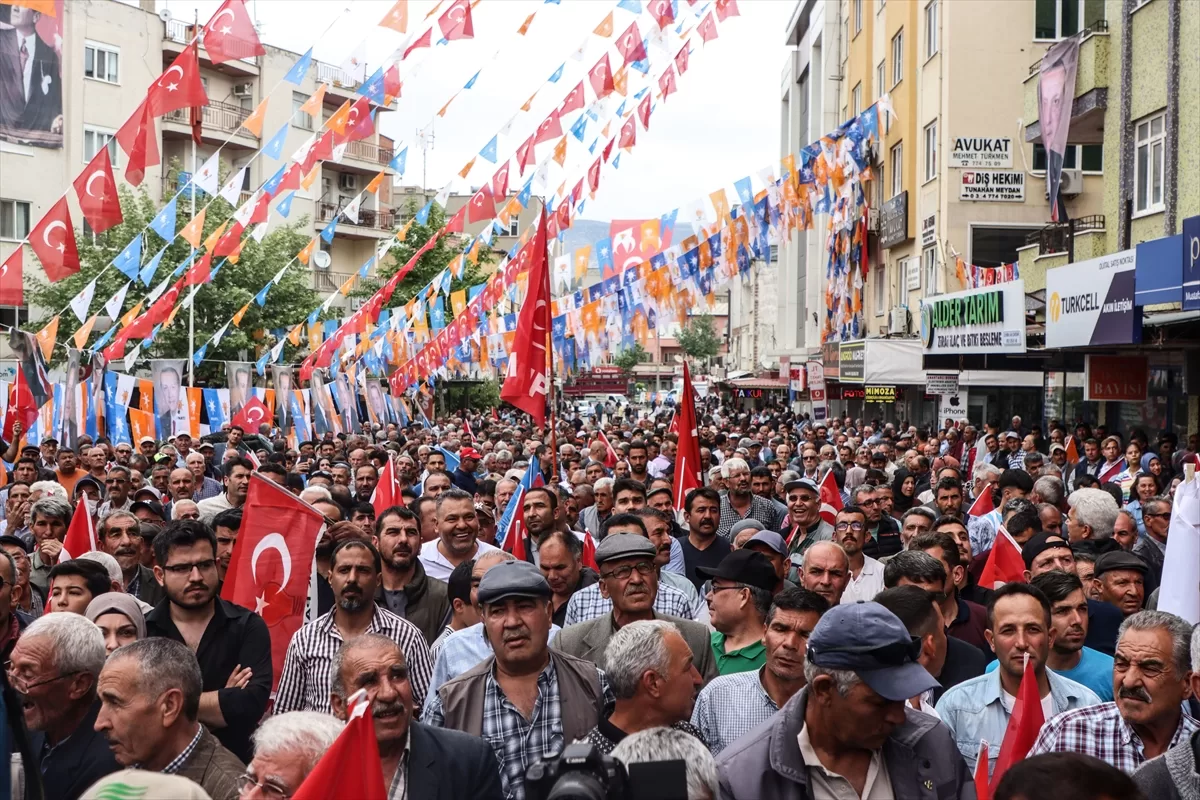 Hazine ve Maliye Bakanı Nebati, Mersin Mut'ta vatandaşlara hitap etti: