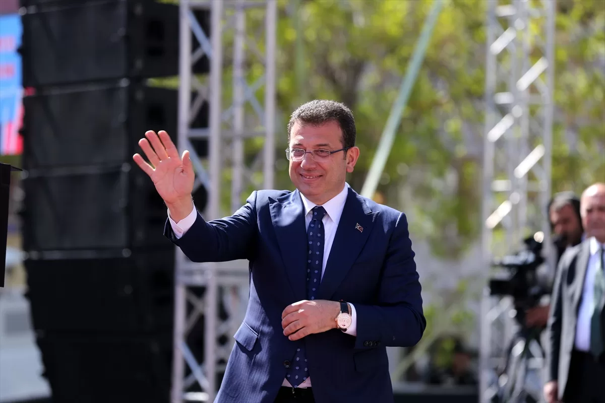 İBB Başkanı İmamoğlu, Sivas'ta “Halk Buluşması”na katıldı