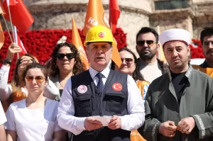 İSTANBUL (AA) – 1 Mayıs Emek ve Dayanışma Günü dolayısıyla