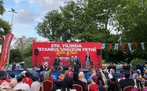 İSTANBUL (AA) – İstanbul'un fethinin 570. yılı, Fatih Belediyesi tarafından