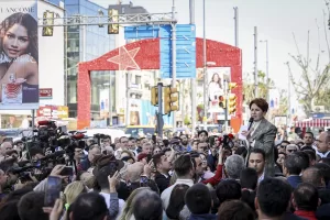 İSTANBUL (AA) – İYİ Parti Genel Başkanı Meral Akşener, "Akrabalarınızı