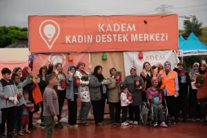 İSTANBUL (AA) – Kadın ve Demokrasi Vakfı (KADEM), deprem bölgesindeki