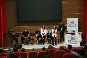 KASTAMONU (AA) – Kastamonu Gençlik Merkezi kursiyerlerinin hazırladığı el emeği