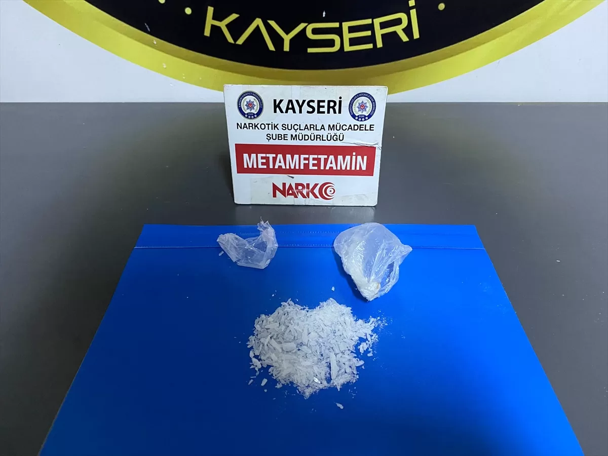 Kayseri'de uyuşturucu operasyonunda 2 şüpheli yakalandı