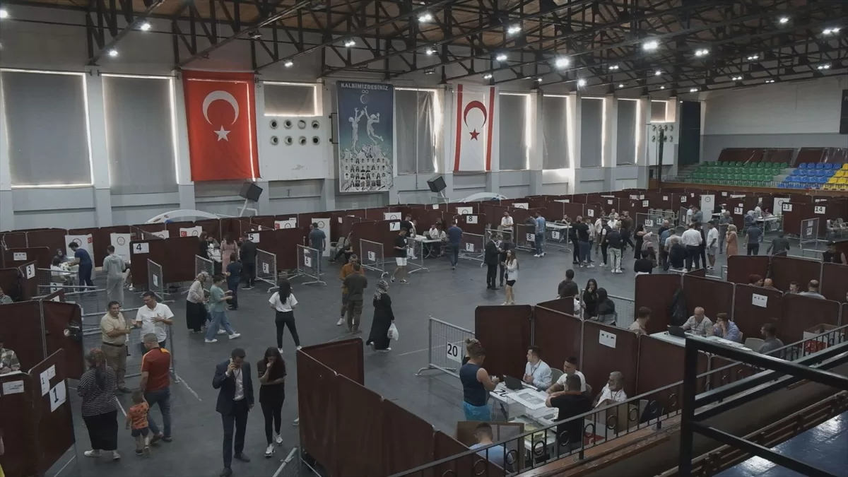 KKTC'de Türkiye'deki Cumhurbaşkanı Seçimi'nin ikinci turu için oylama başladı