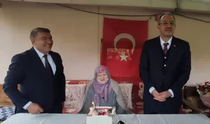 KOCAELİ (AA) – Kocaeli'nin Dilovası ilçesinde yaşayan 100 yaşındaki Şükriye