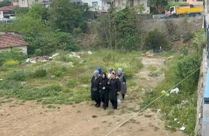 KOCAELİ (AA) – Kocaeli'nin Gebze ilçesinde, bir kadın ile 4