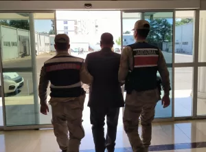 ŞANLIURFA (AA) – Manisa'da silahla kasten adam öldürme suçunda aranan