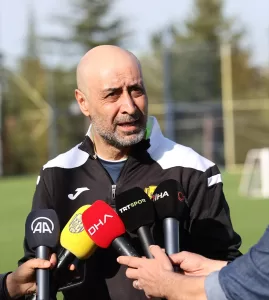 ANKARA (AA) – MKE Ankaragücü Teknik Direktörü Tolunay Kafkas, Ziraat