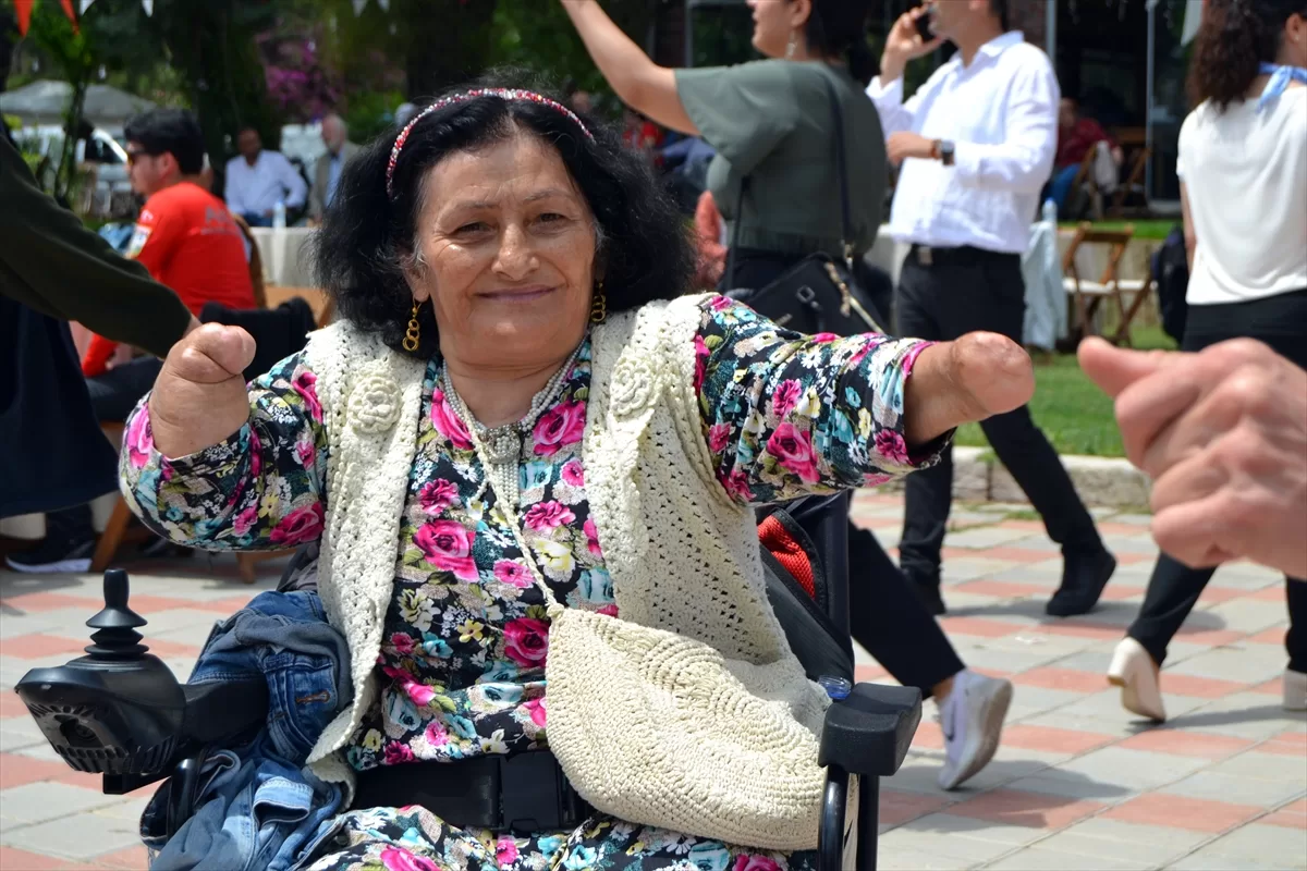 Muğla'da engelliler farkındalık etkinliğinde moral buldu