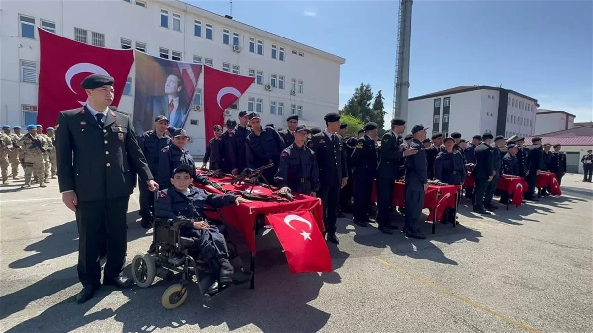 Ordu'da engelliler bir günlük temsili askerlik yaptı