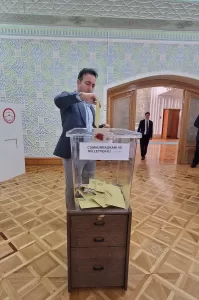 TAŞKENT (AA) – Özbekistan’da yaşayan Türk vatandaşları, Türkiye'de ‪14 Mayıs'ta