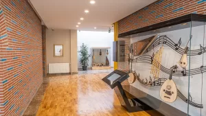 İSTANBUL (AA) – Tamamen Türk müziği temelli eğitim modeli uygulayarak