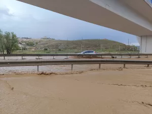 ANKARA (AA) – Ankara'da etkili olan sağanak nedeniyle Ankara-Kırıkkale kara