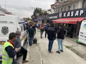 SAKARYA (AA) – Sakarya'nın Serdivan ilçesinde çıkan silahlı kavgada 1