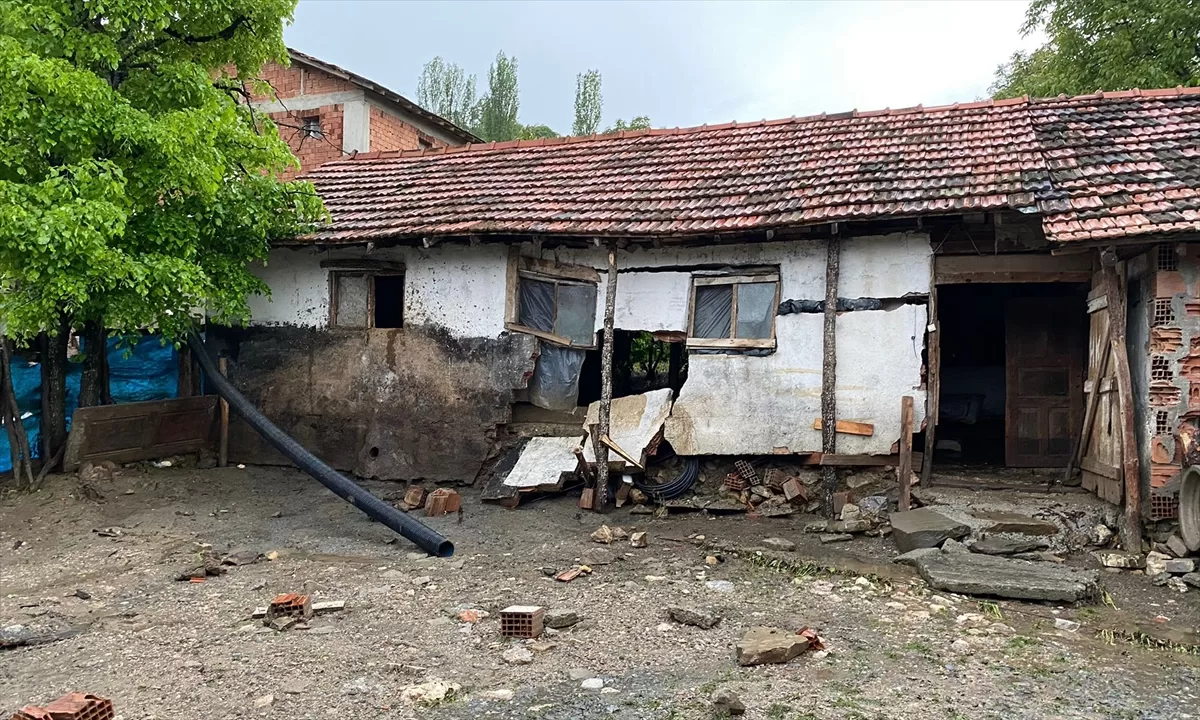 Samsun ve Çankırı'da sağanak etkili oldu