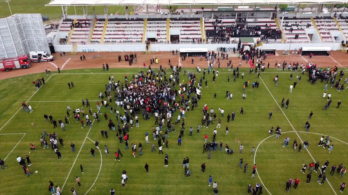 TFF 3. Lig 3. Grup'ta 68 Aksaray Belediyespor şampiyon oldu
