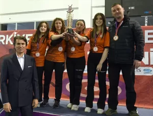 - Erkeklerde Narman 18 Mart SK ve Ejder 3200 SK,