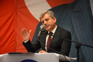 - "Bu seçim siyasetin seçimi değil. Bu seçim devletin seçimidir,