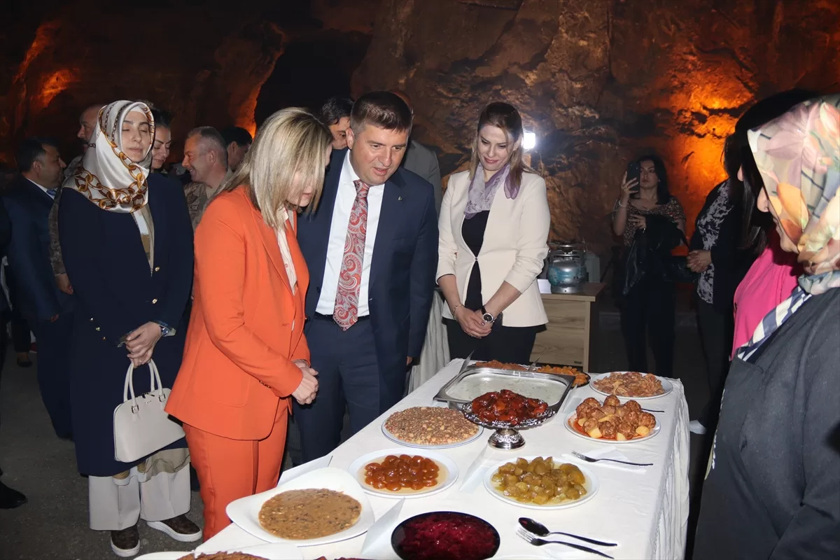 Tuz Dağı'nda “Türk Mutfağı Haftası” etkinliklerinde yöresel ev yemekleri tanıtıldı