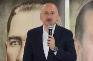 - "Bir taraftan depremle mücadele ediyoruz, bir taraftan da Türkiye'nin