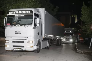 - Esenboğa Havalimanı'na iniş yapan 3 uçaktan yoğun güvenlik tedbirleri