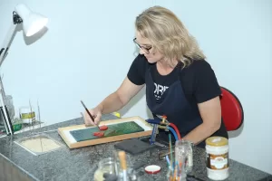 - Ordu'ya 9 yıl önce yerleşen Elizabeth Leonard, geleneksel Türk