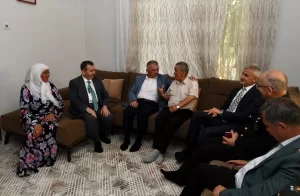 ANTALYA (AA) – Antalya Valisi Ersin Yazıcı, şehit ailelerini ziyaret