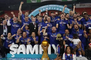 İZMİR (AA) – Türkiye Sigorta Basketbol Süper Ligi play-off final