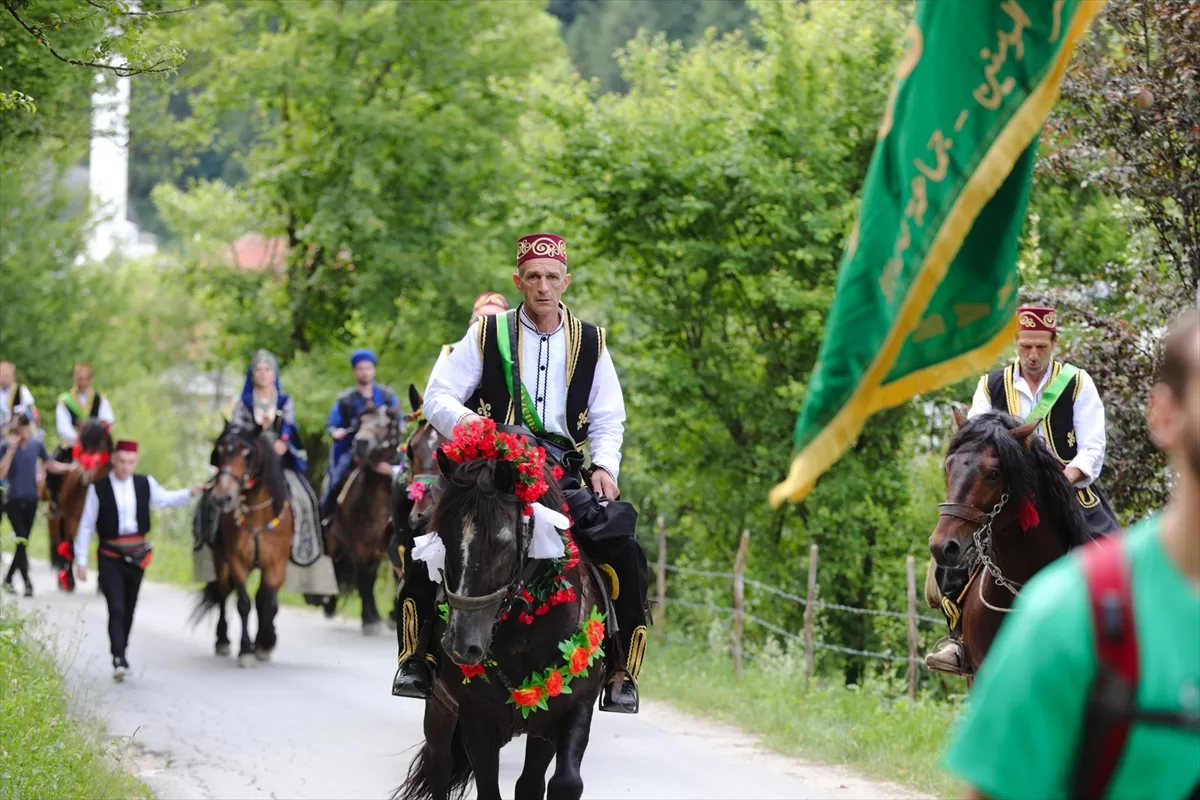 Bosna Hersek'te 513'üncü Ayvaz Dede Şenlikleri'ne katılacak atlılar Karaula'dan yola çıktı