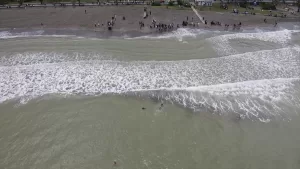 SAMSUN (AA) -Samsun'un Atakum ilçesinde serinlemek için denize giren ve