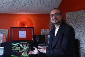 İSTANBUL (AA) – Popüler dünya müziklerini yerel enstrümanlarla yeniden icra