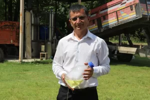 EDİRNE (AA) – Edirne'de, tarlalarda olgunlaşan lavantanın çiçeklerinden uçucu yağ