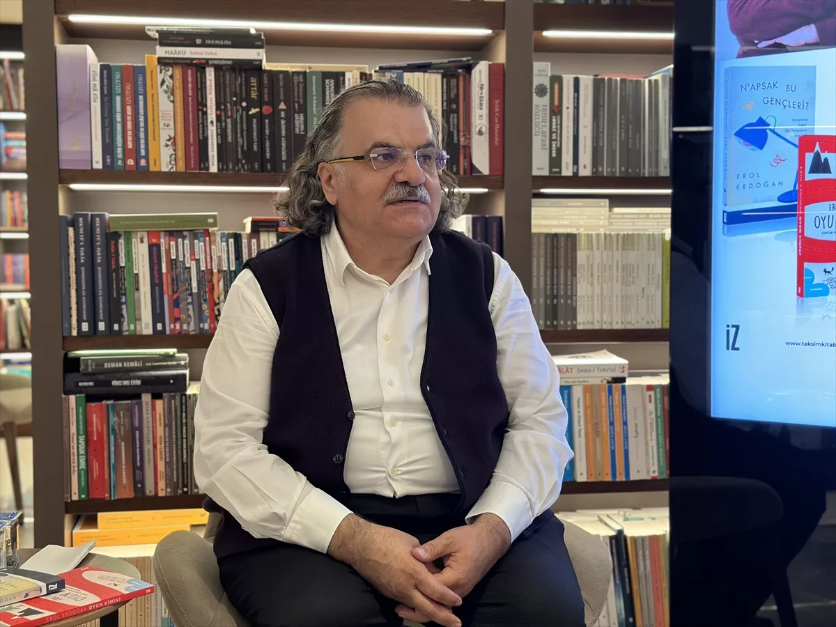 Yazar Erol Erdoğan, oyunların çocukluk ve gençlik dönemi için önemini anlattı: