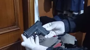 ESKİŞEHİR (AA) – Eskişehir'de silah kaçakçılığı ve ticareti iddiasıyla gözaltına