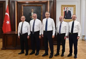 ANKARA (AA) – İçişleri Bakanlığında yeni bakan yardımcıları görevlerini devraldı.