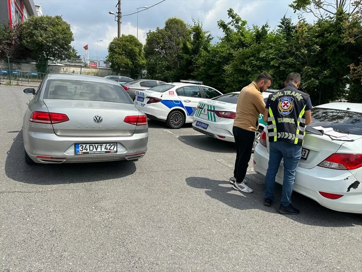 İstanbul'da makas atan sürücüye para cezası kesildi