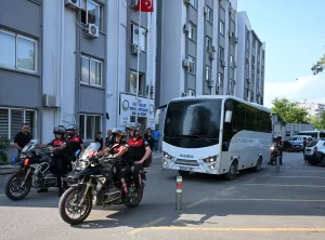 İZMİR (AA) – İzmir'in Bayraklı ilçesindeki bir evde derin dondurucu