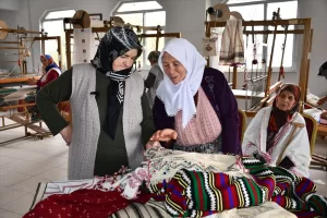 BURSA (AA) – Bursa'nın İznik ilçesine özgü kültürel değerlerden olan