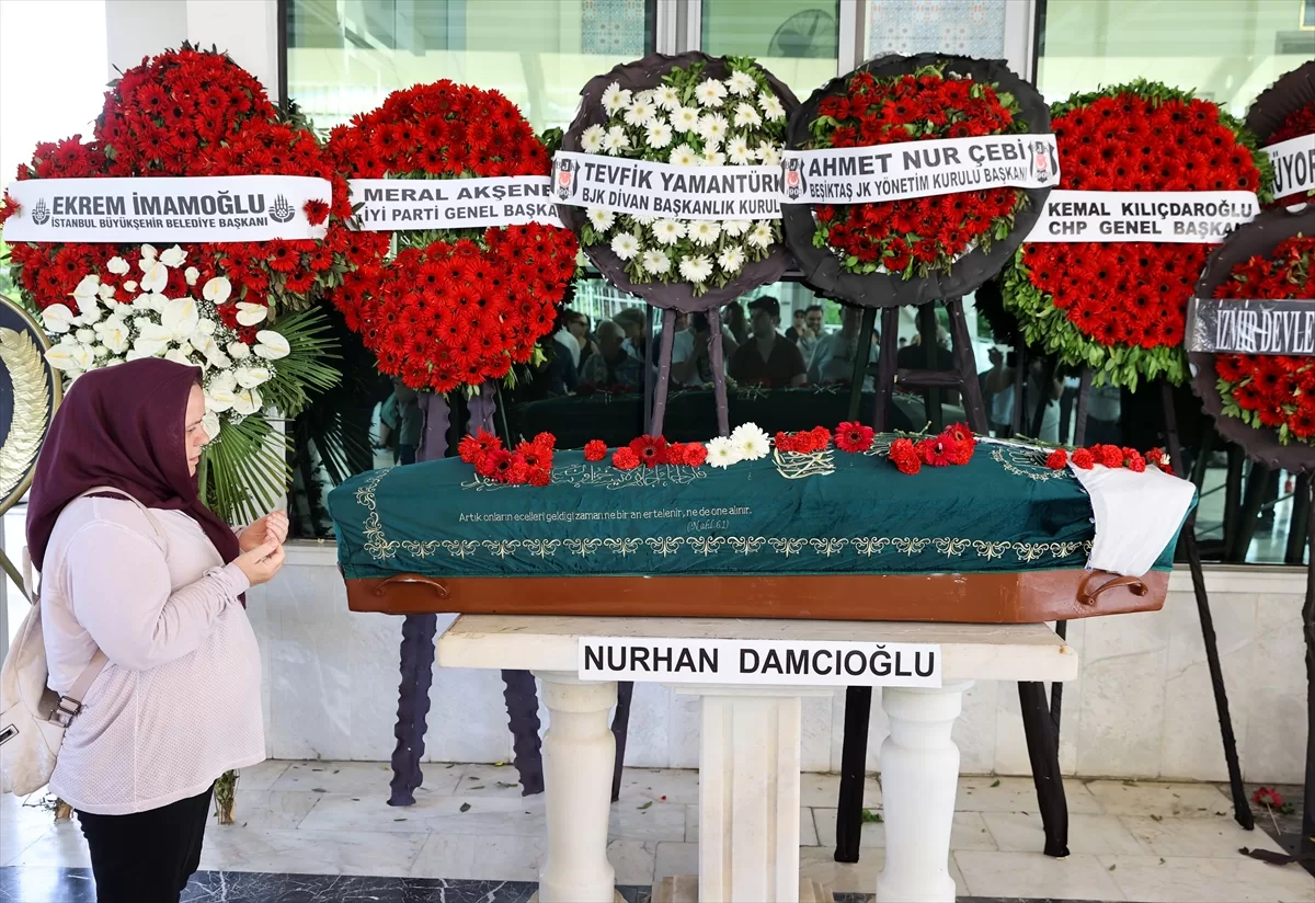 GÜNCELLEME – “Kanto kraliçesi” Nurhan Damcıoğlu, İzmir'de son yolculuğuna uğurlandı