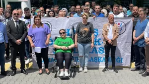 KARABÜK (AA) – Karabük'te hastanenin temizlik çalışanı, hasta yakını tarafından