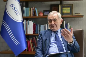 - "Türkiye, girişimlerin gündeme getirilmesi, başlatılması ve teşvik edilmesi bakımından