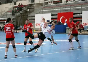 KASTAMONU (AA) – Hentbol Kadınlar Süper Lig play-off final serisi